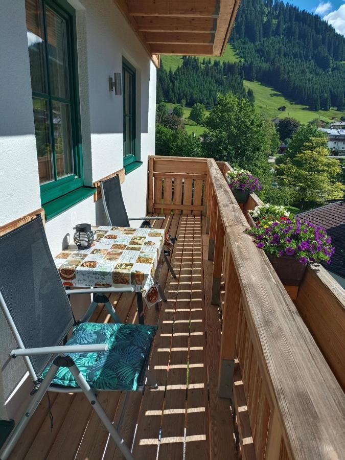 Haus Gipfelblick Apartment Lermoos Exterior photo